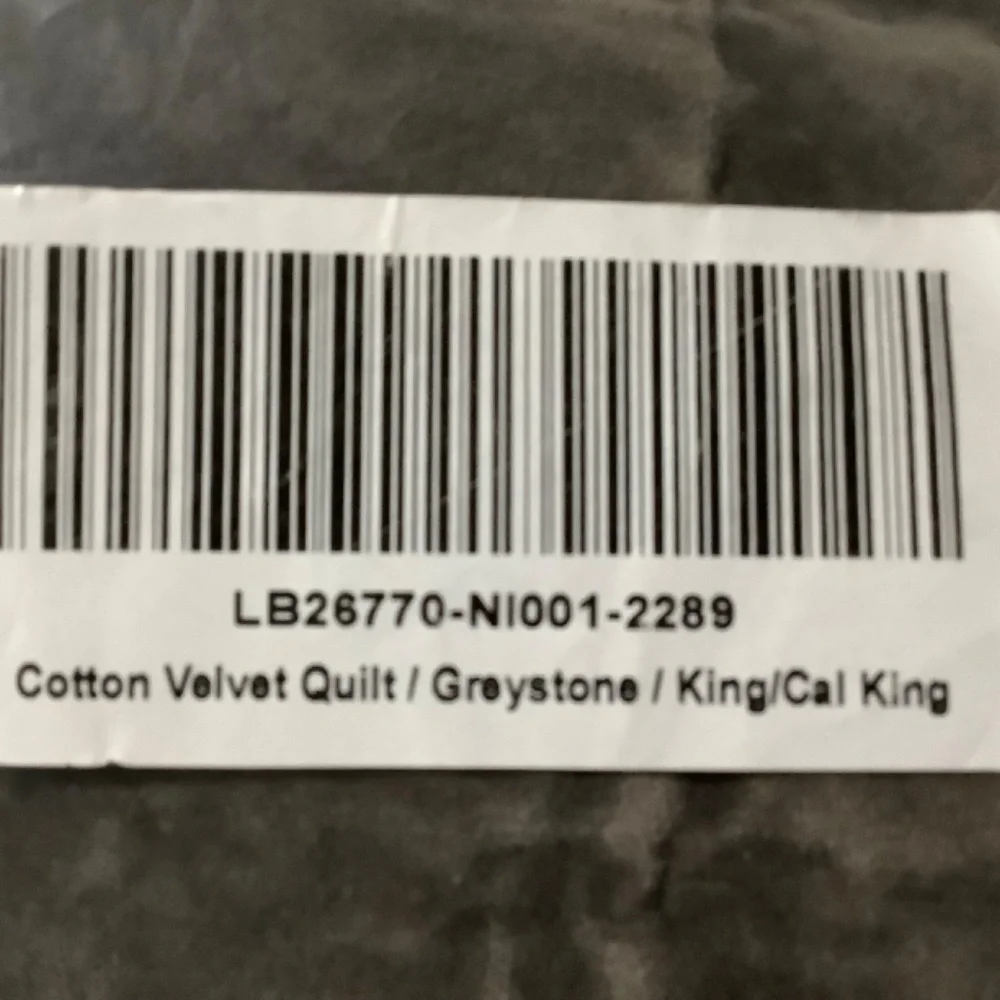 Quince King/Calif King Cotton Velvet Quilt New in package Graystone